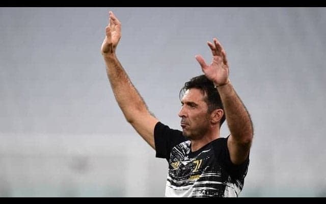 百戦錬磨のGKブッフォン 矢面に立つ「自分には十分な経験がある」