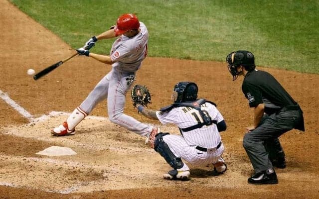 【MLB】秋山翔吾、メジャー初三塁打は代打タイムリー　チーム2連勝に貢献、打率.237