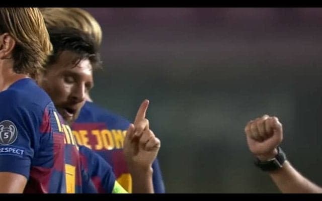 メッシ、ナポリ戦主審チャクルのレフェリングに憤慨 試合後の握手を拒絶