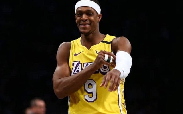 優勝候補レイカーズに朗報、ラジョン・ロンドがプレーオフ1回戦の期間中に復帰へ