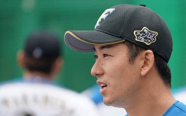 日ハム斎藤佑、4回ピンチから救援も押し出し四球　緩急生かすも阿部巨人斬りならず