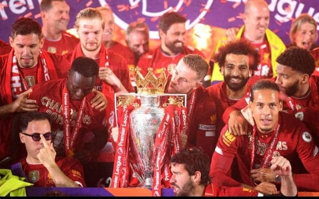 【2019-20プレミアリーグ総括】超WS選出の最優秀選手は抜群のリーダーシップで優勝に導いたヘンダーソン！