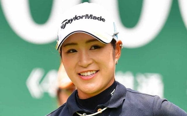 「足をあげた姿にキュン」　大西葵がチップインで喜ぶ姿に反響「靴下がオシャレ!!」