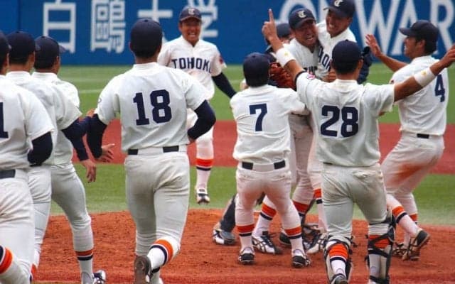 大塚光二監督が語る「今、優勝した価値」東北福祉大が国際武道大を破り3度目の頂点【全日本大学野球選手権】