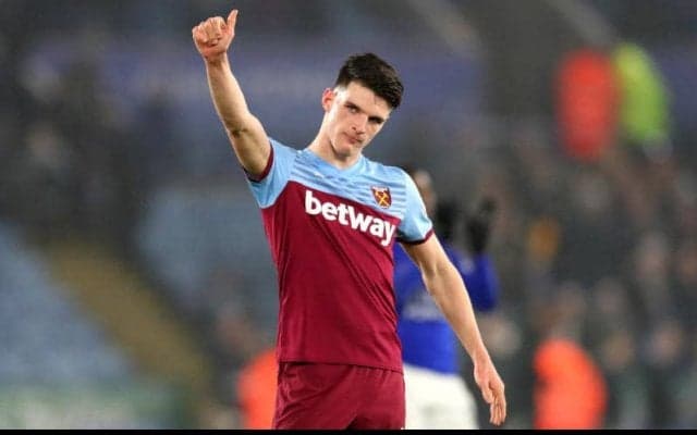 交渉人テリー？ チェルシーが狙うライスとのツーショット投稿にファン喚声