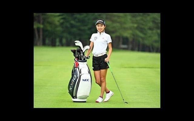 黄金vsプラチナ、輝くのはどっち？女子ゴルフ界の熱い「世代間抗争」
