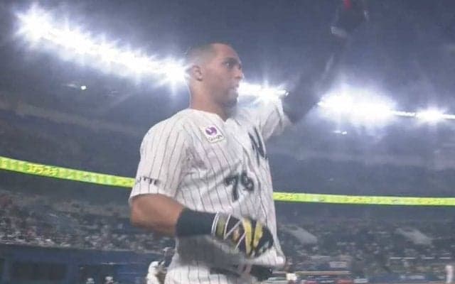 田村、福田秀、マーティン…　3本とも趣のあるロッテ真夏の“花火”が美しい
