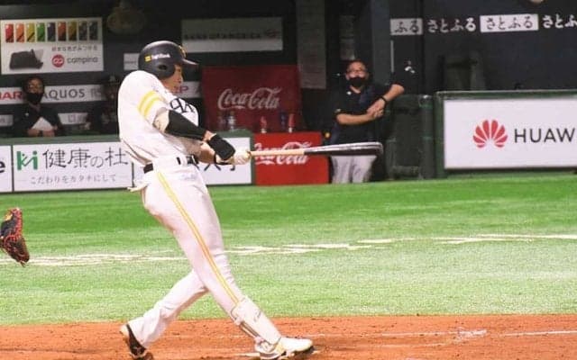 鷹柳田の“インズバ”技あり15号3ランにファンも驚愕　「ほんとエグい」「鳥肌」