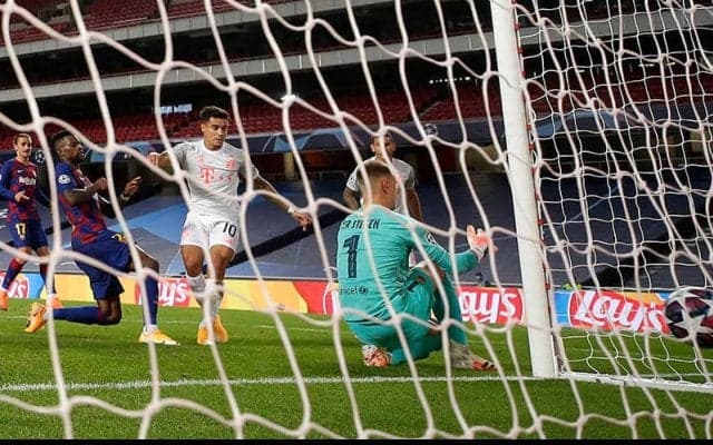 乱守バルサに屈辱的記録　CL決勝T史上初の8失点、前半4失点もワースト