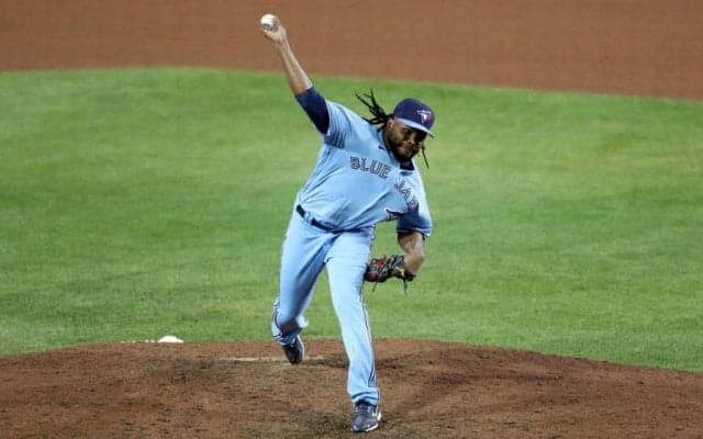 【MLB】元阪神ドリスの大ピンチ脱する“魔球”にファン脱帽「10回見たけど見えない」