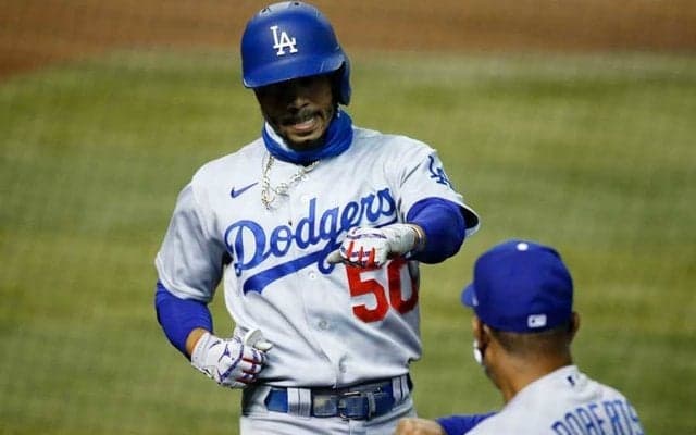 【MLB】385億円ベッツの“曲芸打ち”にCY賞解説も唖然失笑「チェックスイングでも安打を…」
