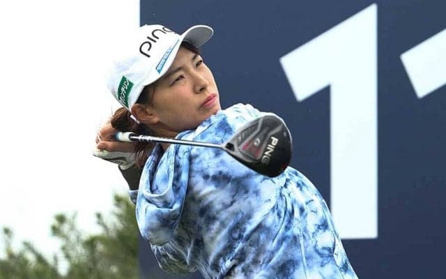 渋野日向子、全英仕様のオシャレサングラス姿を披露　日の丸バックの1枚に3万反響