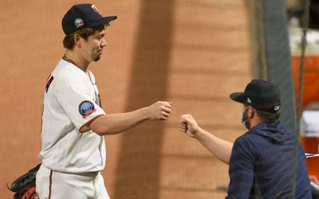 【MLB】前田健太、ノーノー逃し「残念だった」　4勝目消滅もチームのサヨナラ勝ち喜ぶ