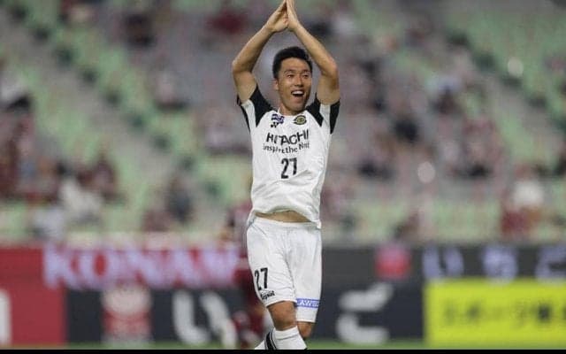 オルンガ脅威の7戦連続ゴール! 三原が古巣相手に後半AT弾の柏が神戸を下し3戦ぶり白星！《J1》