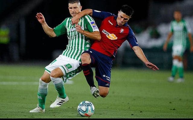 元アルゼンチン代表DFロンカーリアがオサスナと1年の契約延長