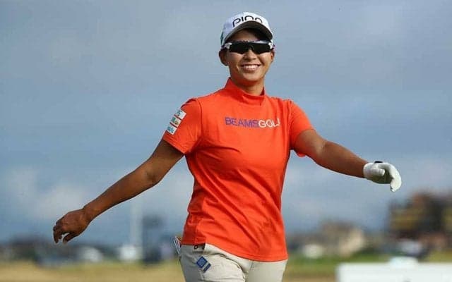 渋野日向子、全英前日“カメラ目線の笑顔”に大会公式が脚光「変わらぬシンデレラ」