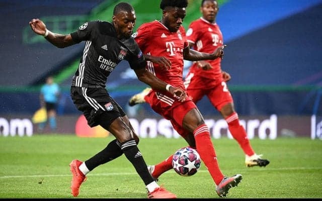 決定機逸のリヨンFWエカンビ、バイエルン戦完敗に「彼らが無敵の理由がわかった」