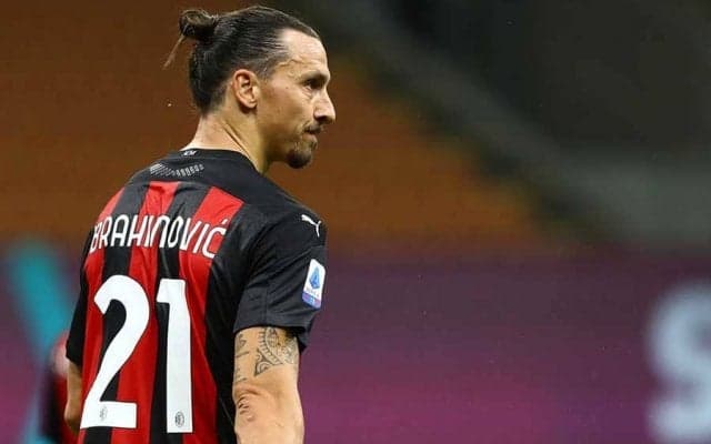 38歳イブラヒモビッチ、“彫刻級の肉体美”に興奮の声「人間界の神」「カッコいい」