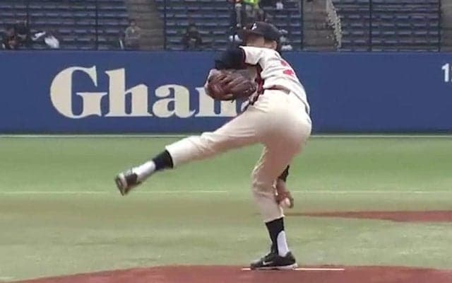 「綺麗すぎて見惚れる」　70歳・村田兆治氏が始球式、歴代“マサカリ伝説”が凄い