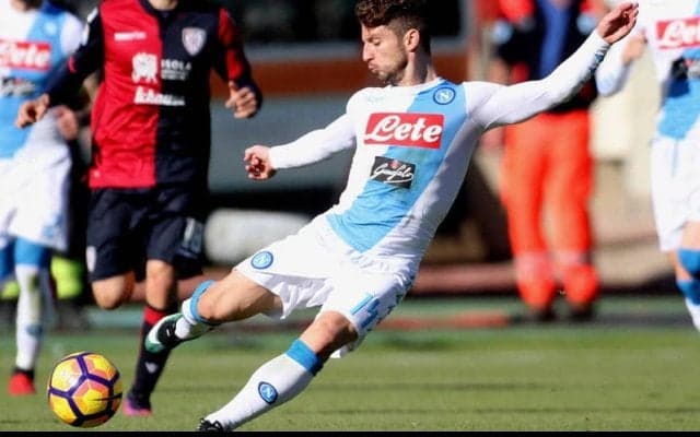 ウィンガーの突破力と9番の決定力を併せ持つメルテンスがナポリのエースとなった日【ハットトリック・ヒーローズ】