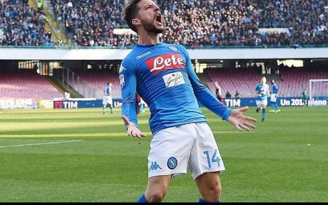 伝説超えのナポリの小さな点取り屋、ドリエス・メルテンス【ピックアップ・プレイヤー】