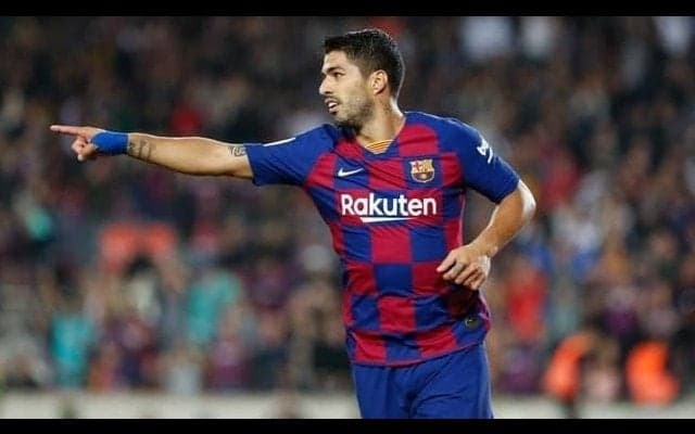 バルサ監督クーマン、スアレスに構想外を告げる...その間僅か1分