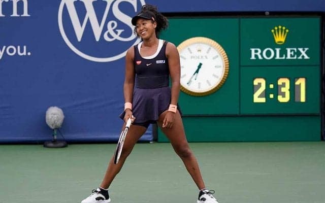 大坂なおみ、ド派手“豹柄コーデ”に国内外注目「大阪のおばちゃん」「凄く良い」