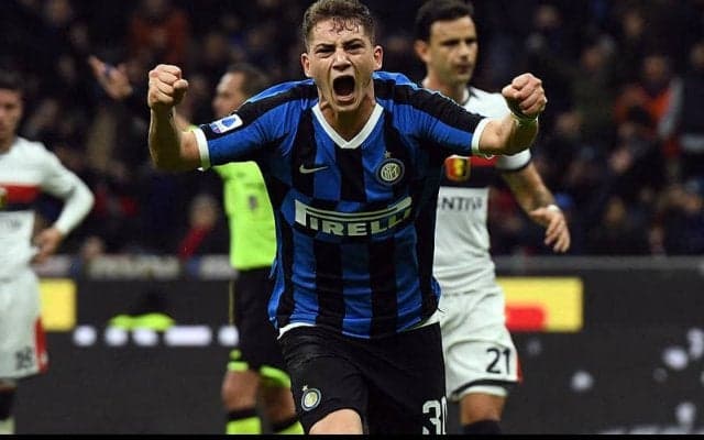 16歳でELデビューを飾ったネラッズーロの逸材ストライカー、セバスティアーノ・エスポージト【ライジング・スター】