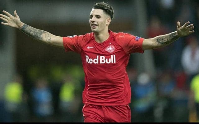 ミランやナポリ関心のザルツブルクMFショボスライが残留明言　「ここでまたCLでの別の旅をしたい」