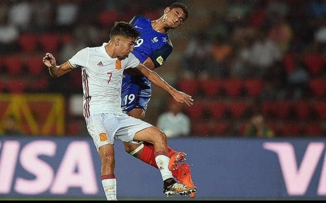 ヴォルフスブルク、U-20フランス代表DFラクロワを獲得!