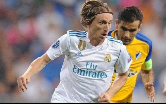 “マエストロ”モドリッチがCLのAPOEL戦で決めた気持ちのいいダイレクトボレーシュート！【インクレディブル・ゴールズ】