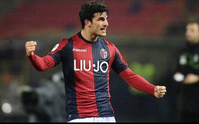 冨安同僚オルソリーニがタッチライン際からGKの予想を超える一撃【ビューティフル・フリーキック】