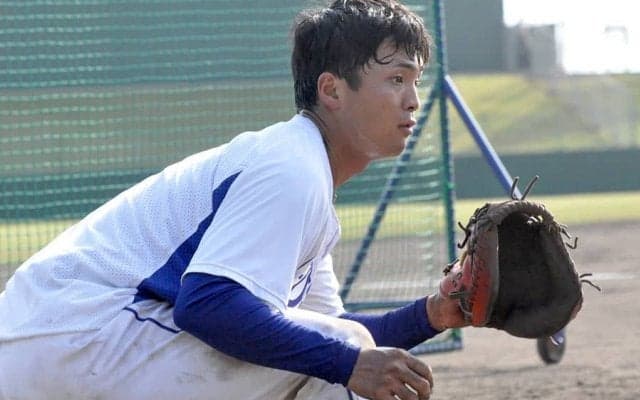 中日ドラ4郡司にある“名捕手”になれる素質　専門家が語る「古田のような捕手に…」
