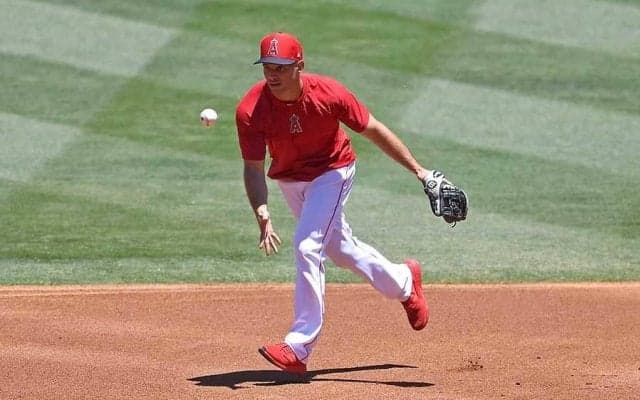 【MLB】試合中に電撃トレード決定！　エンゼルスのラステラが同地区アスレチックスへ
