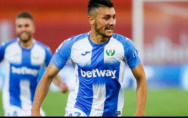 セビージャ、スペイン代表初招集のレアルMFオスカルを完全移籍で獲得!