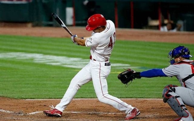 【MLB】秋山翔吾、ダルから初安打でWヘッダー4打数1安打　頭部付近への1球で乱闘騒動に