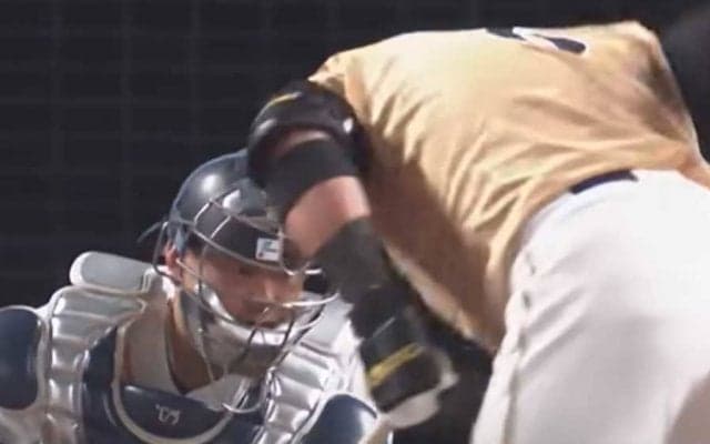 「中田怒りの一撃」　西武“夏の風物詩”を容赦なく瞬殺する大将にファン爆笑