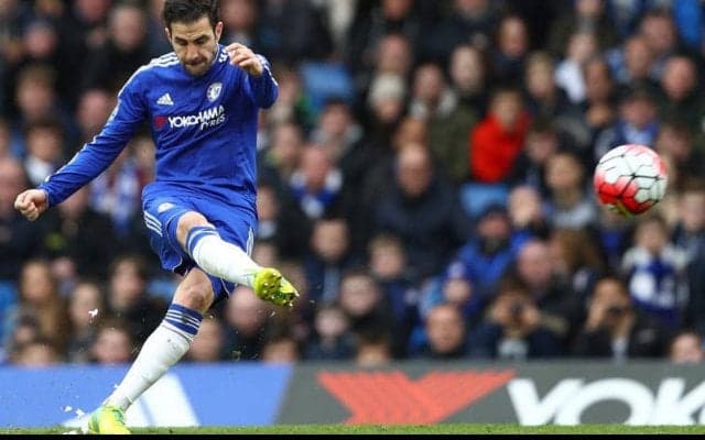 チェルシー時代のセスクがダービーで決めたコース、スピードともに完璧な一撃【ビューティフル・フリーキック】