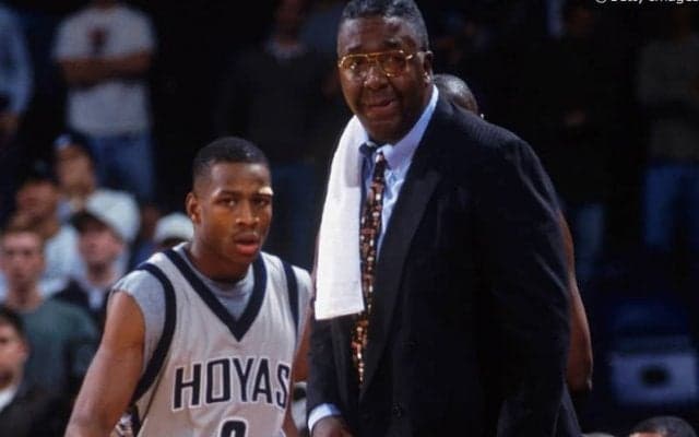 アイバーソンやユーイングをNBAへ輩出したジョージタウン大の名将トンプソンが他界