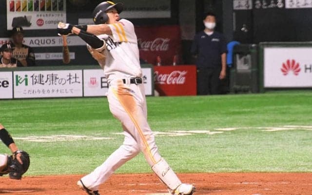 パ・リーグには「変態多い」？　柳田の“驚愕弾”、マーティン特大2連発など一発特集に反響