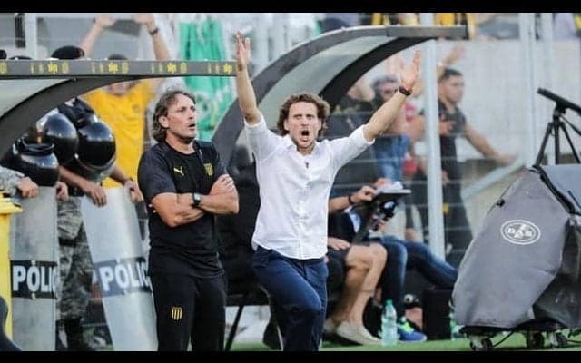 元セレッソ大阪のフォルラン 結果出ず指揮官を退く