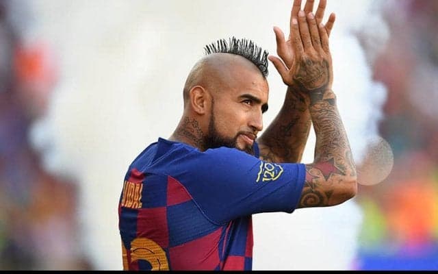 バルサで戦力外のビダル、恩師コンテのインテル移籍か