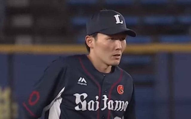 「芸術」「持ち替え早すぎ」名手・源田の“たまらん”好守2連発にファン絶賛の嵐