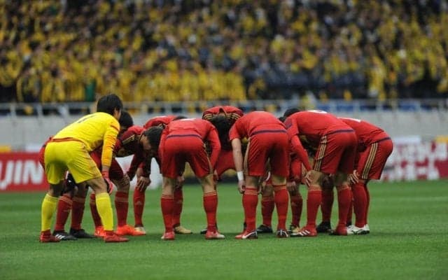 高校サッカーに訪れたビジネスの波　スポンサー入りユニフォームの是非を考える