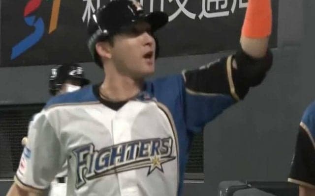 「バントでこんな盛り上がるのは杉谷だけ」“ちょっと過剰“なリアクションにファン爆笑