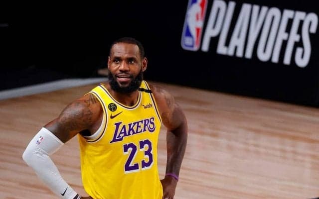 スモールボールで臨むロケッツに対してレブロンは動じず「5人の男たちによる戦いだ」