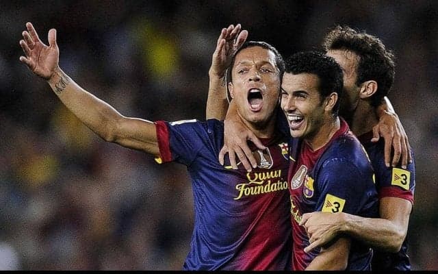 こんなの止められない…！攻撃的DFアドリアーノが決めた100点満点のミドルシュート【インクレディブル・ゴールズ】