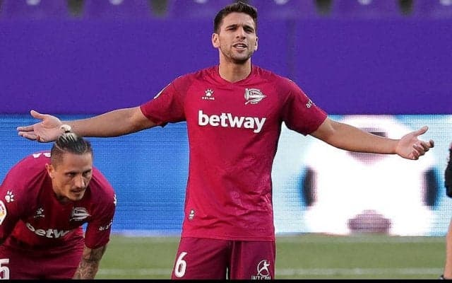 セリエA昇格組クロトーネ、アヤックスからアルヘンCBマガジャンをレンタル!