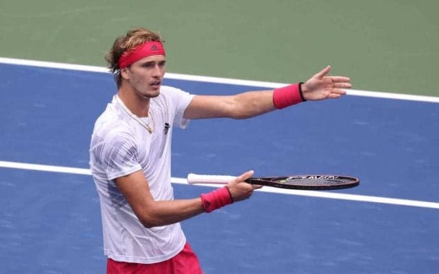 ズべレフ、美人モデルの彼女と破局したことを明かす