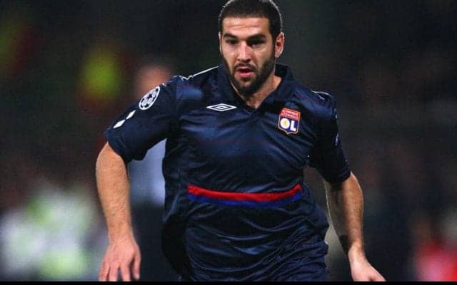 2009-10シーズンのリヨンCLベスト4の立役者、リサンドロ・ロペスの決定力【ハットトリック・ヒーローズ】